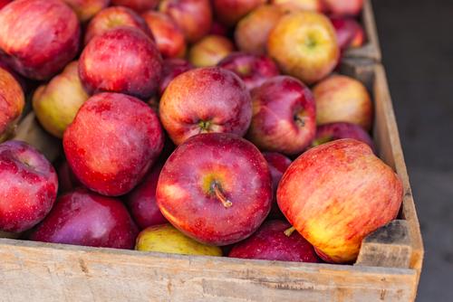 Apples in wooden crate